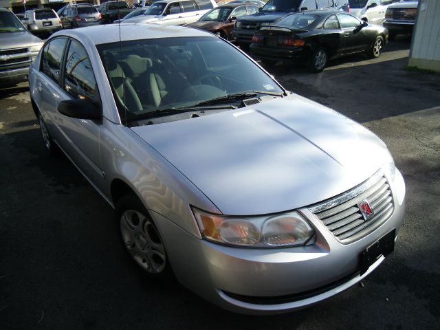 Saturn VUE 2005 photo 3