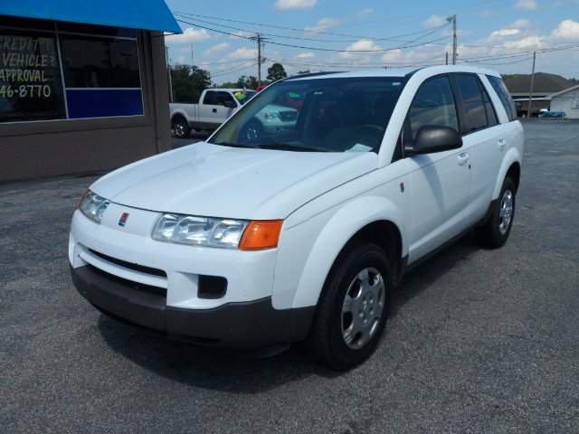 Saturn VUE 2005 photo 1