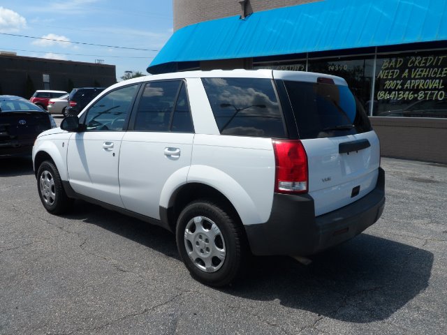 Saturn VUE 2005 photo 3