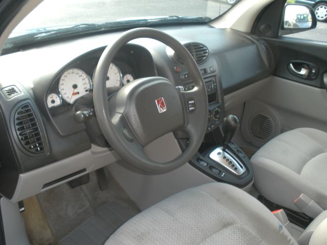 Saturn VUE 2005 photo 1