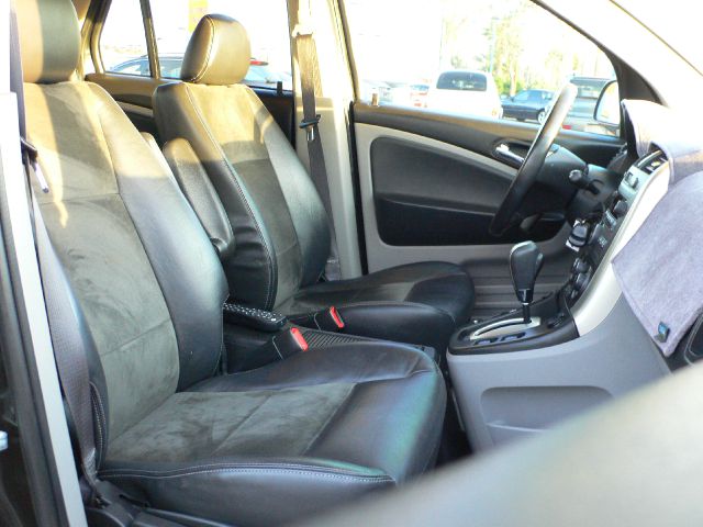 Saturn VUE 2006 photo 2