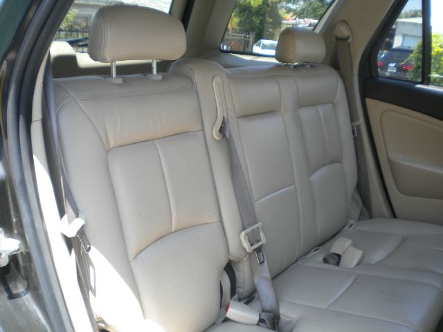 Saturn VUE 2006 photo 7