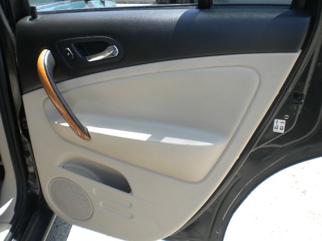 Saturn VUE 2006 photo 8