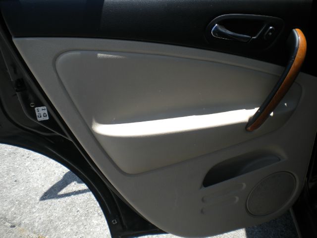 Saturn VUE 2006 photo 9