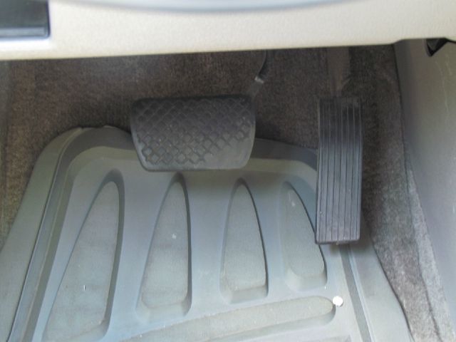 Saturn VUE 2006 photo 39