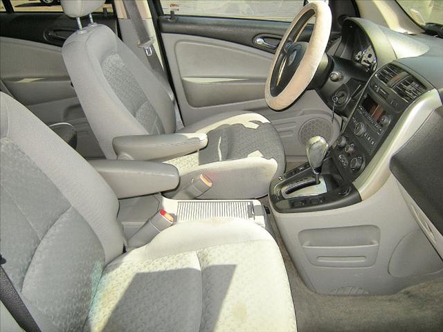 Saturn VUE 2006 photo 1