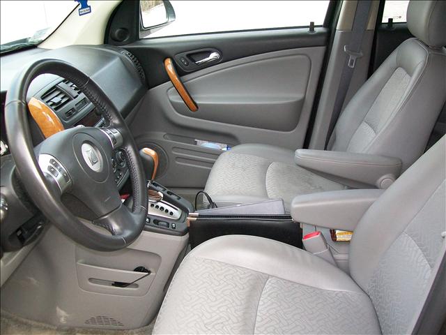 Saturn VUE 2006 photo 1