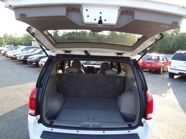 Saturn VUE 2006 photo 17