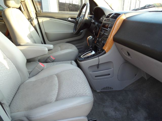 Saturn VUE 2006 photo 21