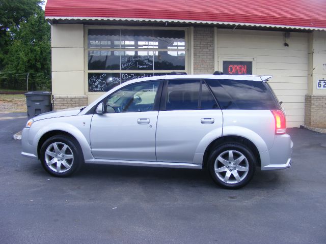 Saturn VUE 5-speed AT SUV