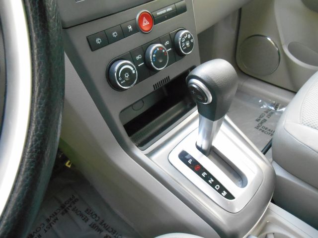 Saturn VUE 2008 photo 15