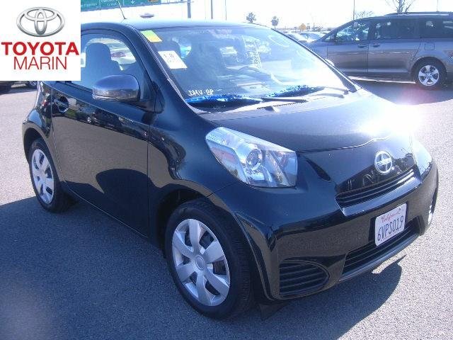 Scion iQ 2012 photo 2