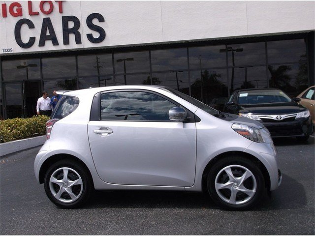 Scion iQ 4 Dr Unspecified