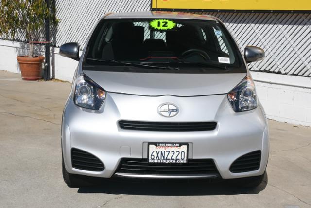 Scion iQ 2012 photo 1