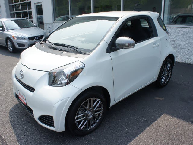 Scion iQ Base Unspecified