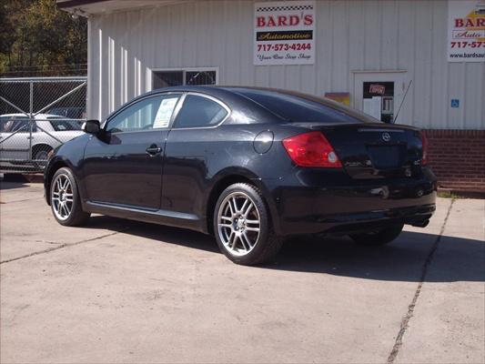 Scion tC 2005 photo 3