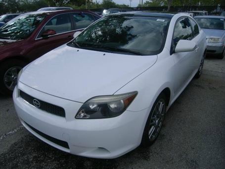 Scion tC 2005 photo 3