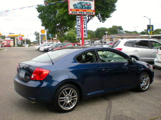 Scion tC 2005 photo 3