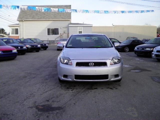 Scion tC 2005 photo 3