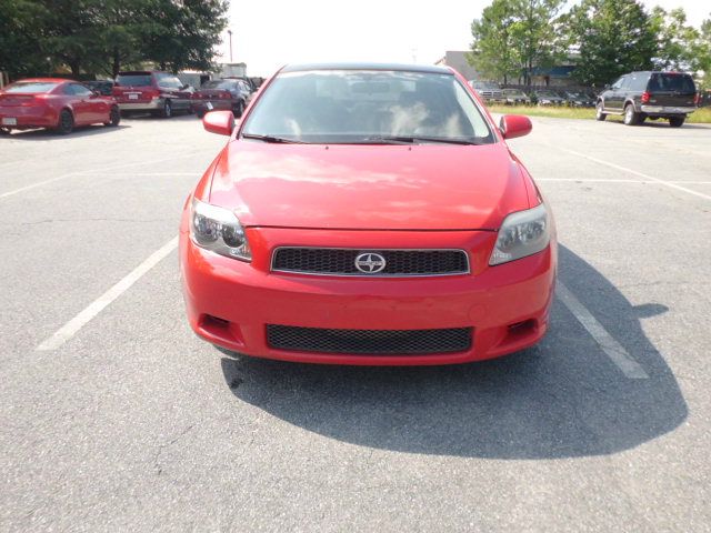 Scion tC 2005 photo 3