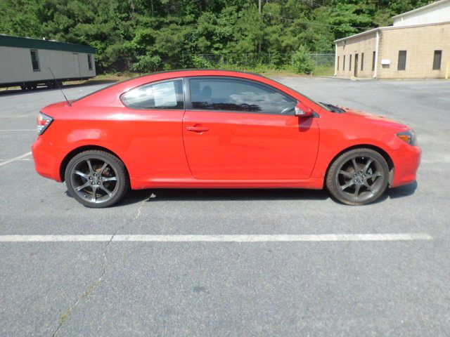 Scion tC 2005 photo 4