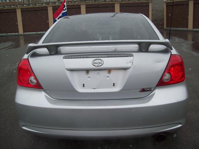 Scion tC 2005 photo 3