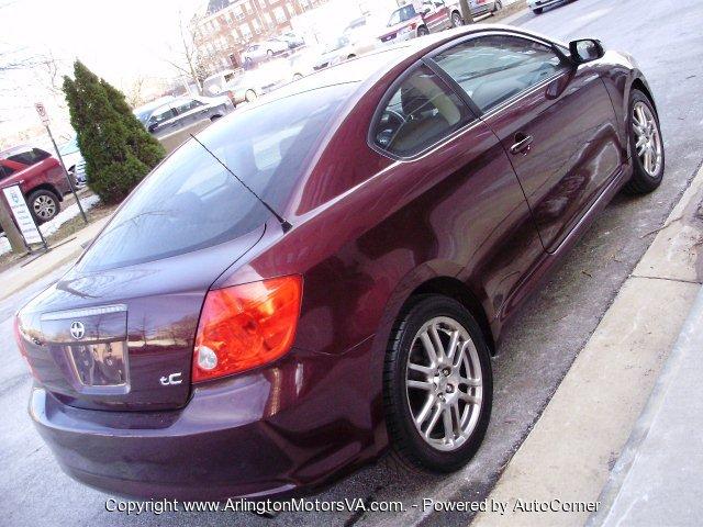 Scion tC 2005 photo 3