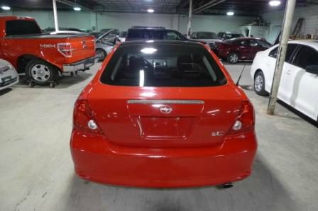 Scion tC 2005 photo 8