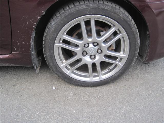 Scion tC 2005 photo 3