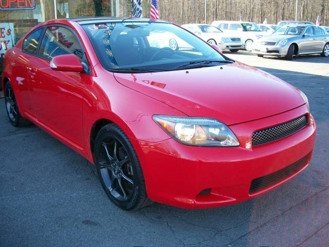 Scion tC 2005 photo 3