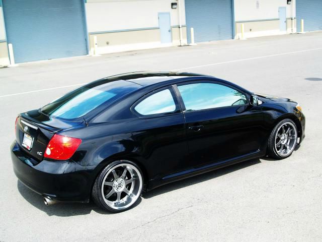 Scion tC 2005 photo 3