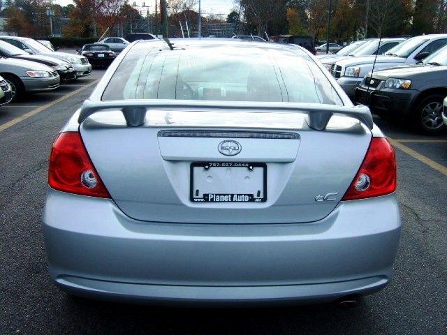 Scion tC 2005 photo 3