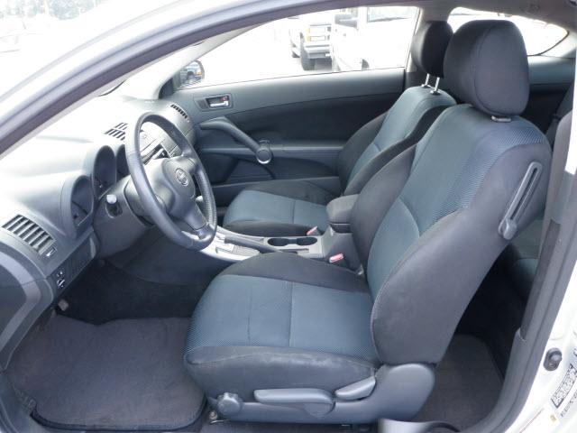 Scion tC 2005 photo 3