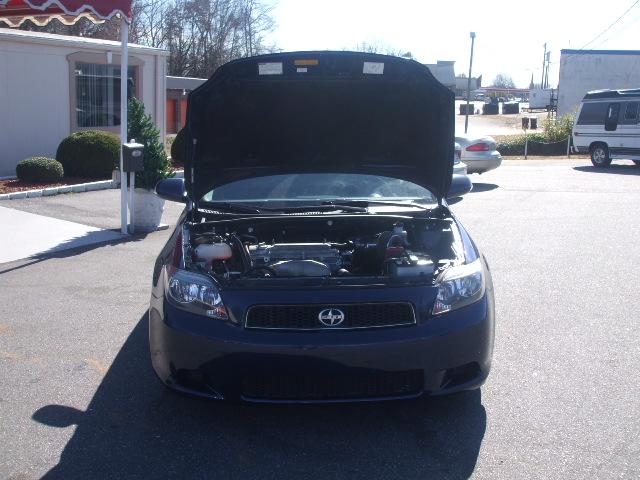 Scion tC 2005 photo 3