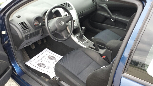 Scion tC 2005 photo 1