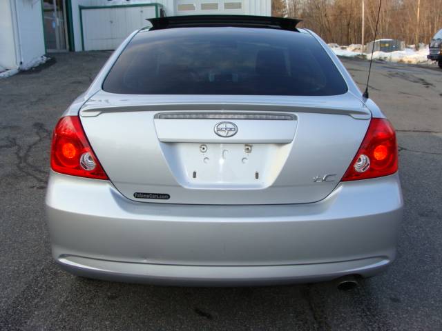 Scion tC 2005 photo 3