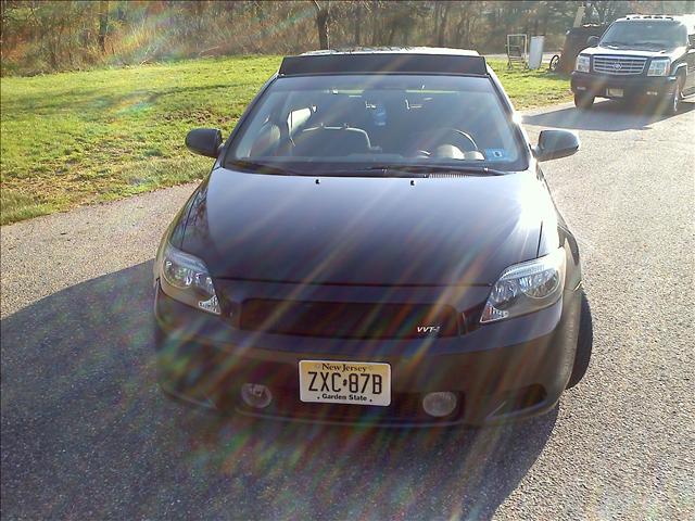 Scion tC 2005 photo 2