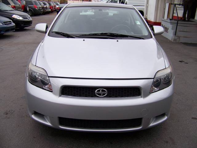 Scion tC 2005 photo 4