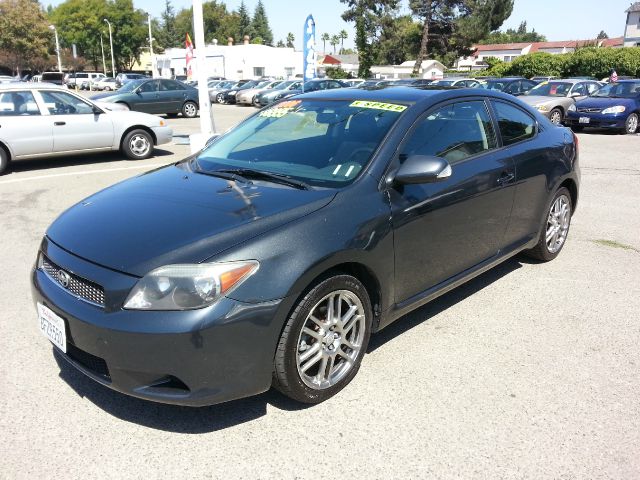 Scion tC 2006 photo 3