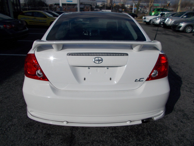 Scion tC 2006 photo 3