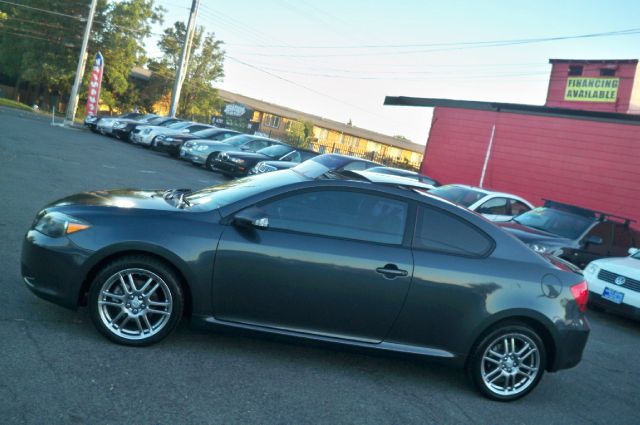 Scion tC 2006 photo 4