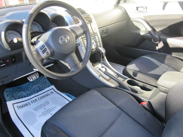 Scion tC 2006 photo 4