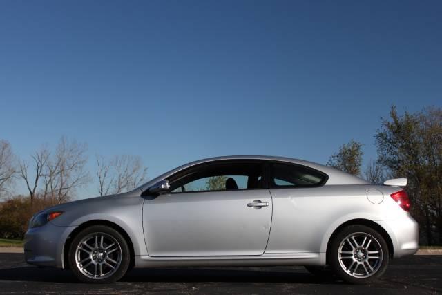 Scion tC 2006 photo 3