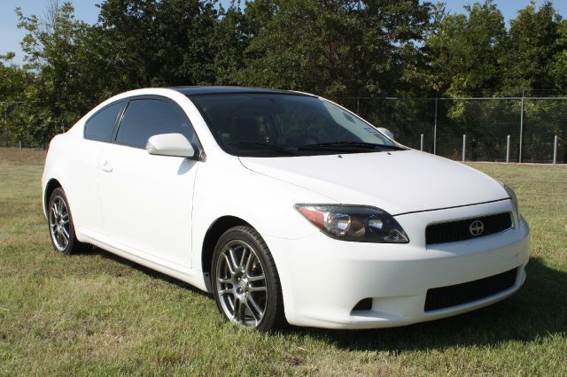 Scion tC 2006 photo 3