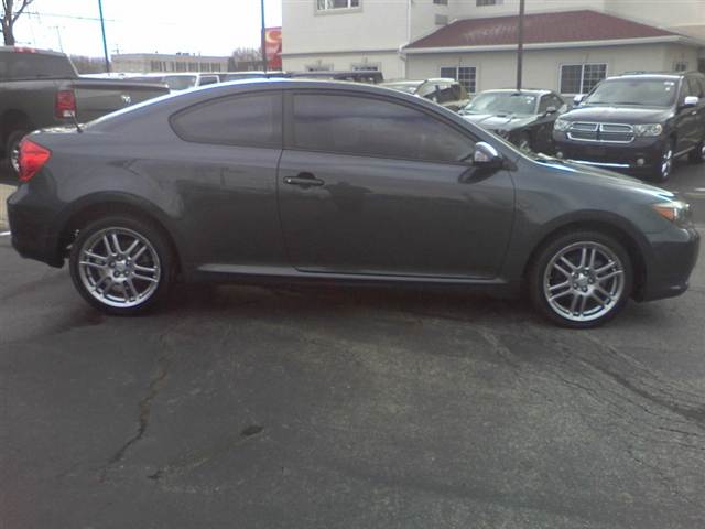 Scion tC 2006 photo 3