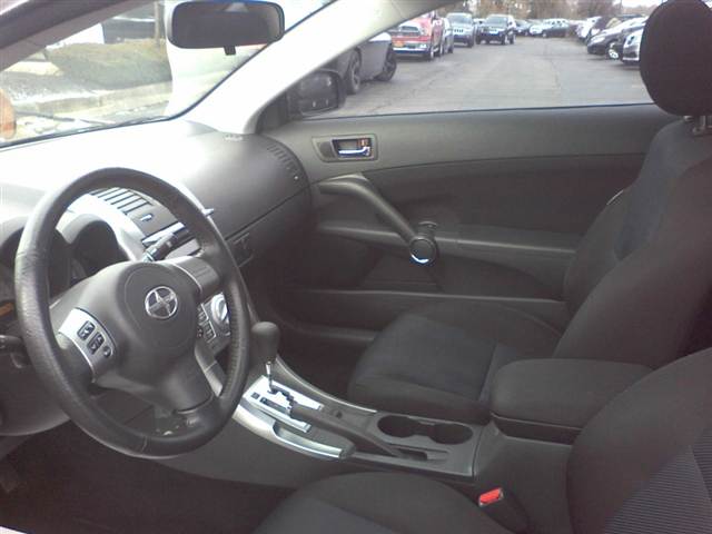 Scion tC 2006 photo 4