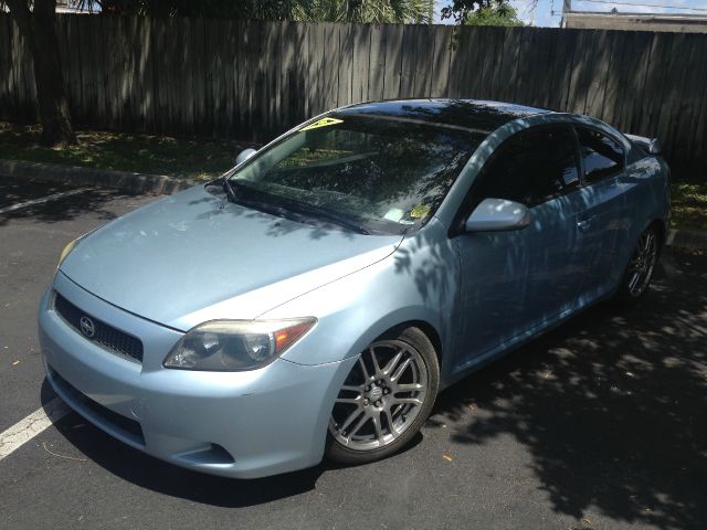 Scion tC 2006 photo 4