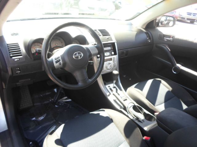 Scion tC 2006 photo 25