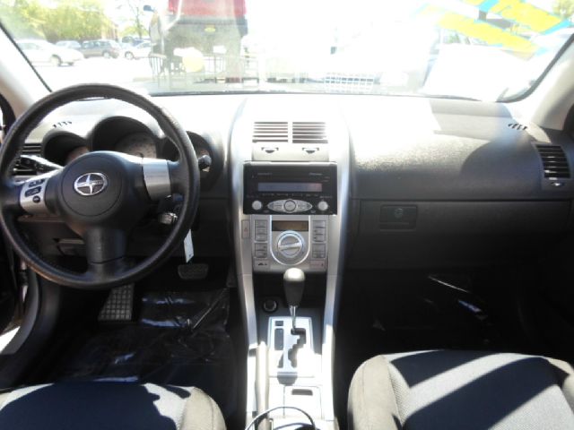 Scion tC 2006 photo 29