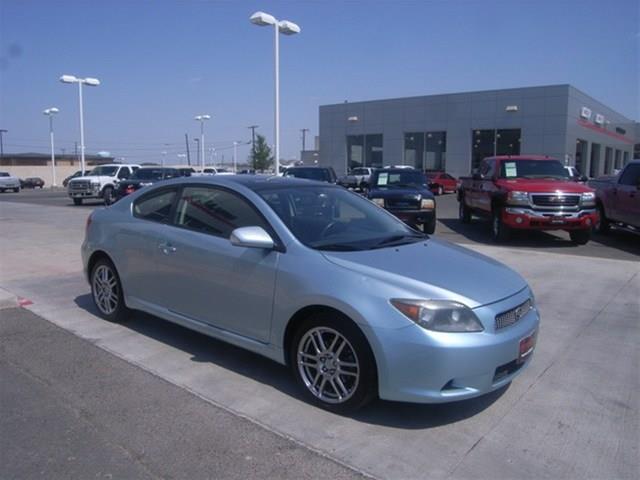 Scion tC 2006 photo 1